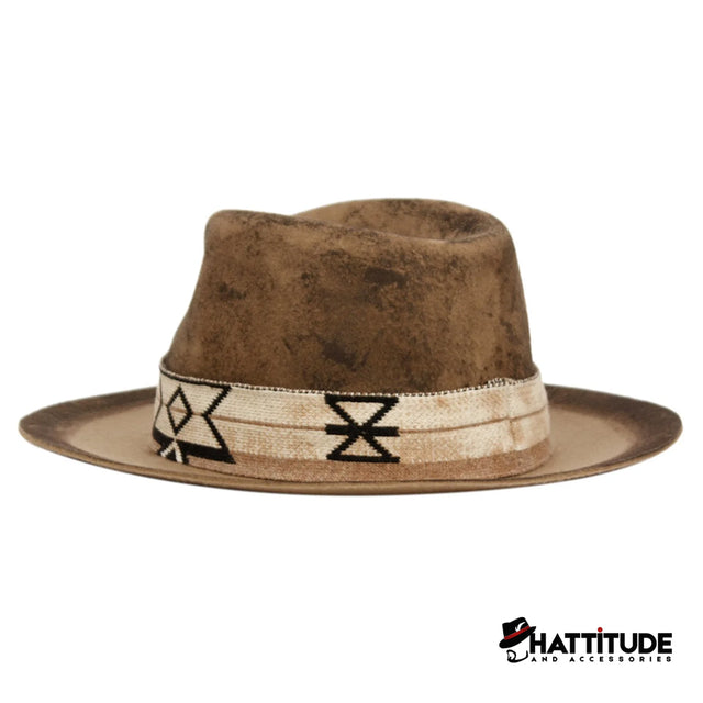 The Outlaw - Hattitude